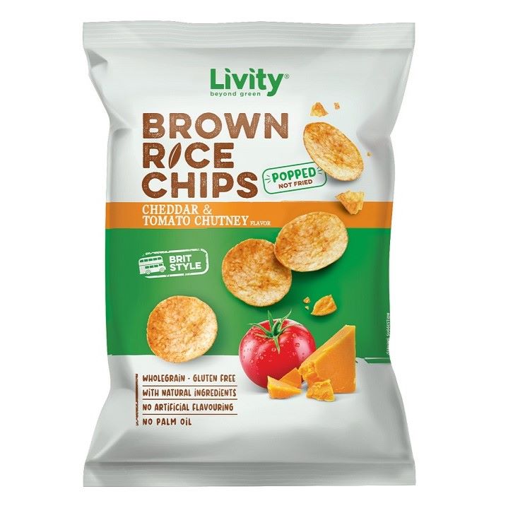 Packung der Livity Reischips Cheddar & Tomato Chutney (60g) - gepoppte Vollkorn-Reischips mit 50% weniger Fett, in frischem Grün und Orange verpackt.