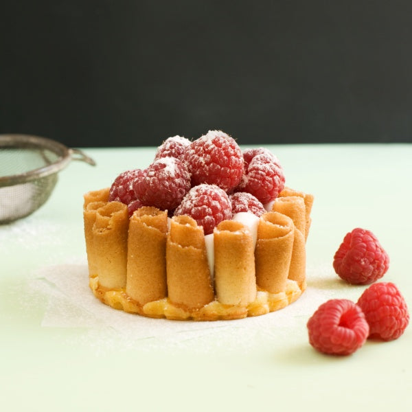 Gebäckröllchen Cigarettes Russes von Delacre - 200g