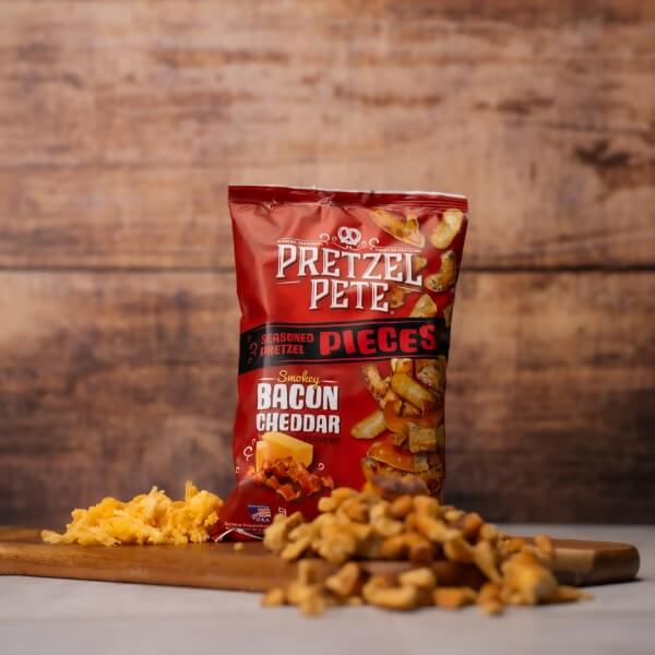 Pretzel Pete Pieces Smokey Bacon Cheddar Brezeln - 160g